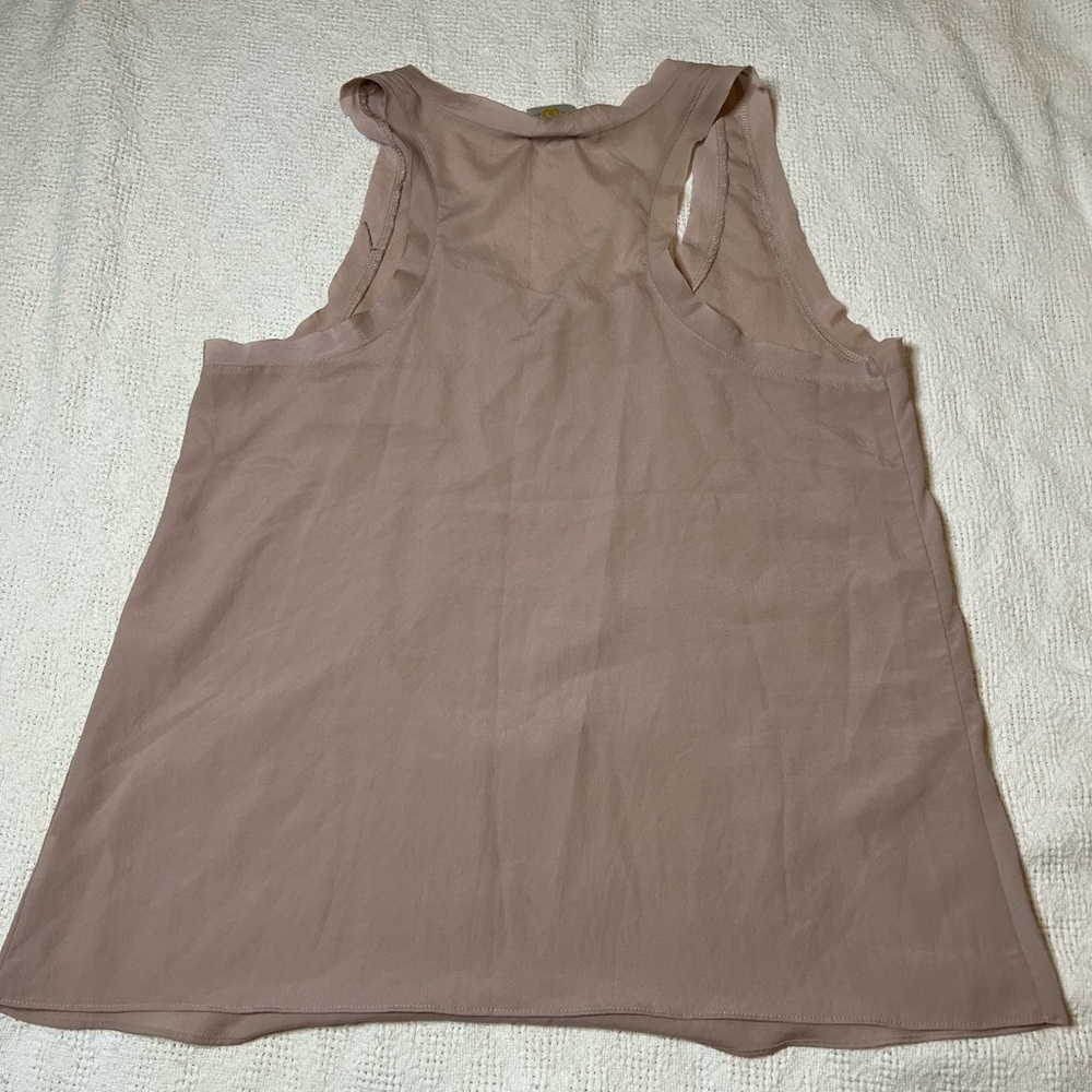 Basic sheer top. - Picture 5 of 7